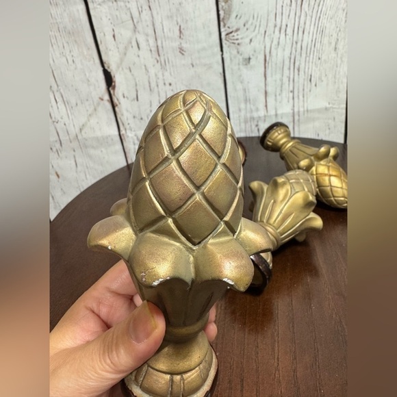 Gold Brass Toned Resin Plaster Finials from Pier Imports  Perfect for Curtains! - Picture 12 of 16